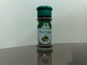 ground black pepper